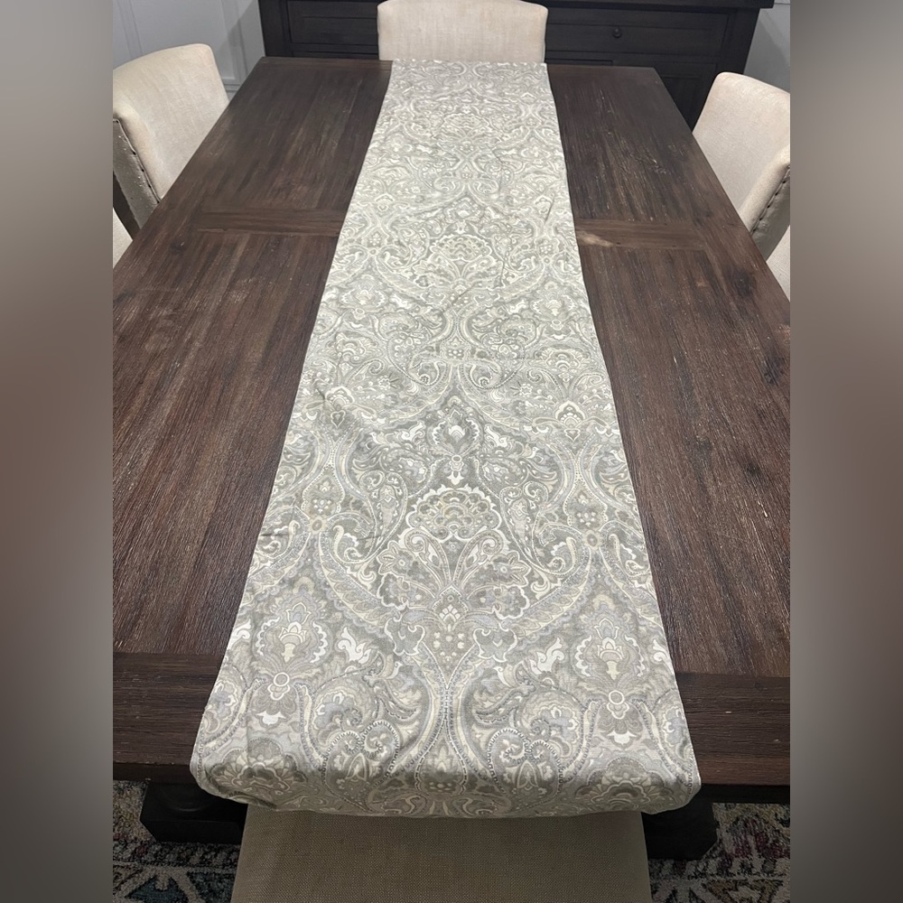 Pottery barn Table Runner